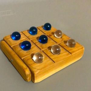 TIC TAC TOE - wooden board with carry case